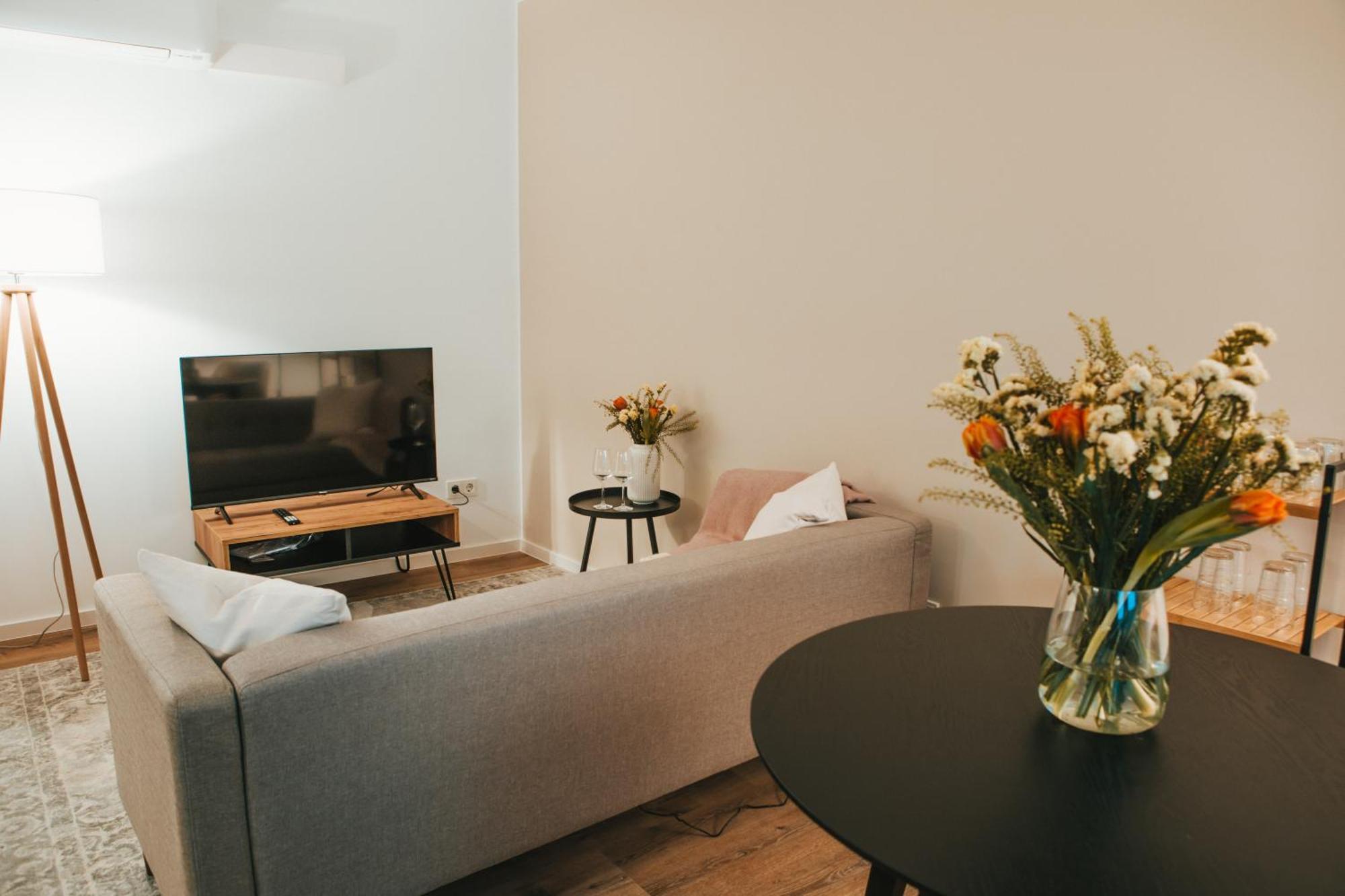 Wohnen Auf Zeit In Saarbruecken Appartement Buitenkant foto