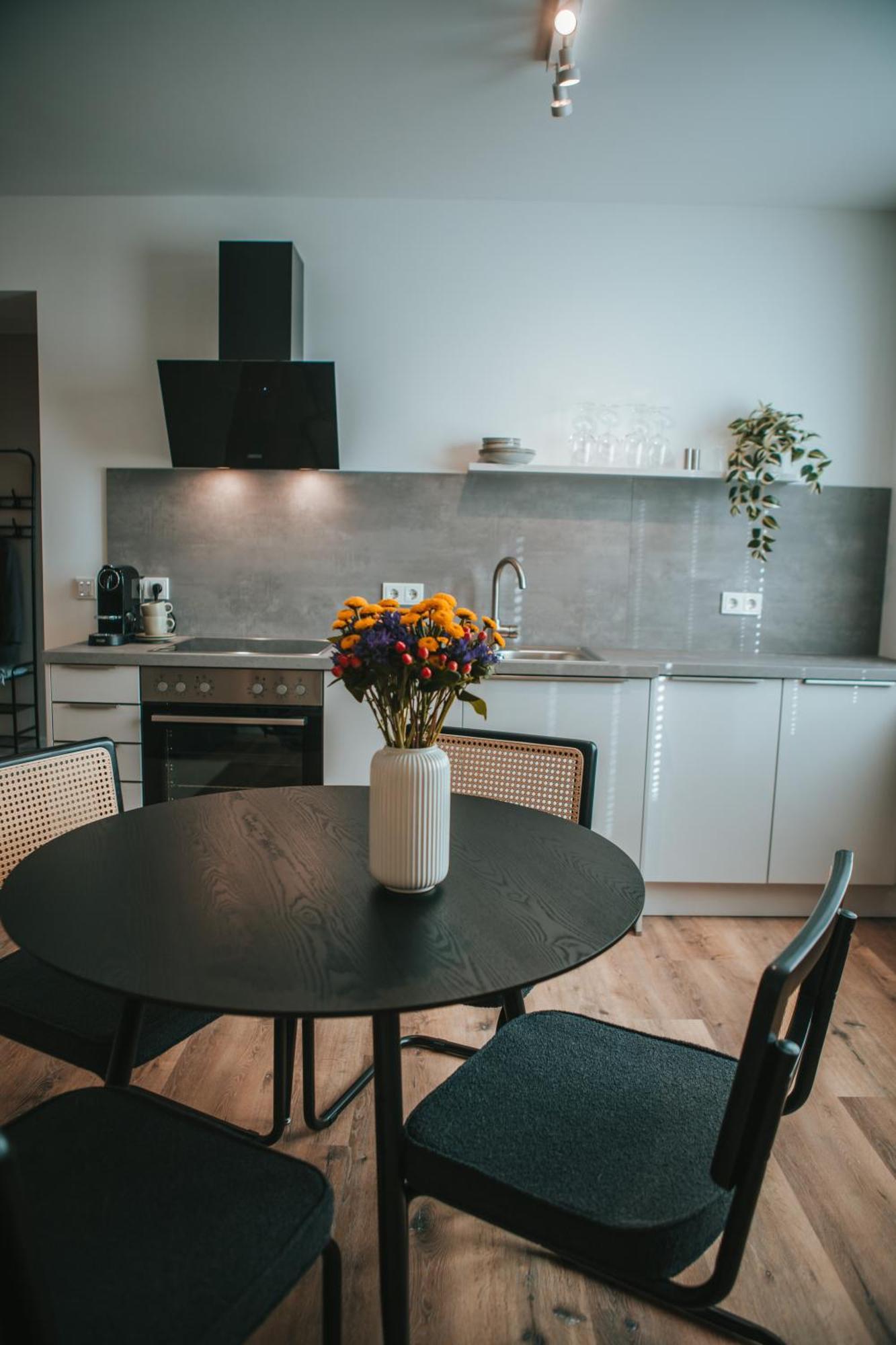Wohnen Auf Zeit In Saarbruecken Appartement Buitenkant foto